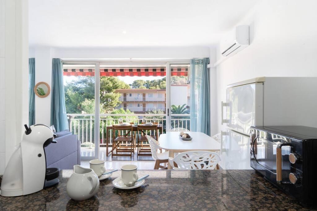 Privilegiado-Tarragona-50Mplaya-Wifi-Pool-Relax8 Ngoại thất bức ảnh
