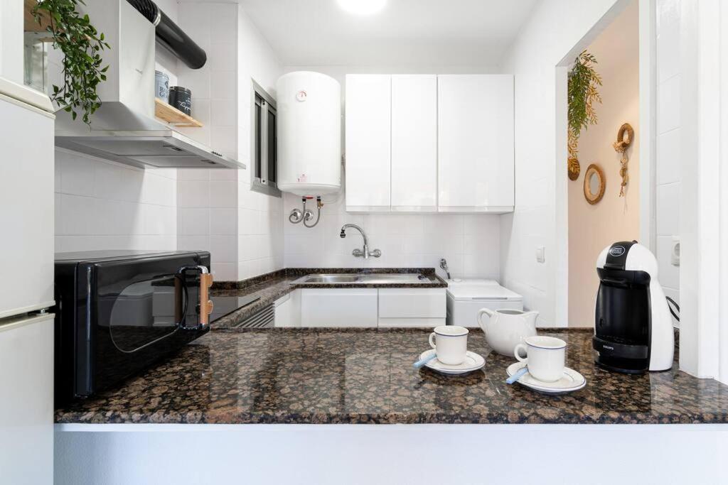Privilegiado-Tarragona-50Mplaya-Wifi-Pool-Relax8 Ngoại thất bức ảnh