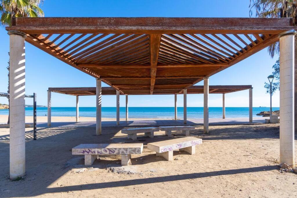 Privilegiado-Tarragona-50Mplaya-Wifi-Pool-Relax8 Ngoại thất bức ảnh